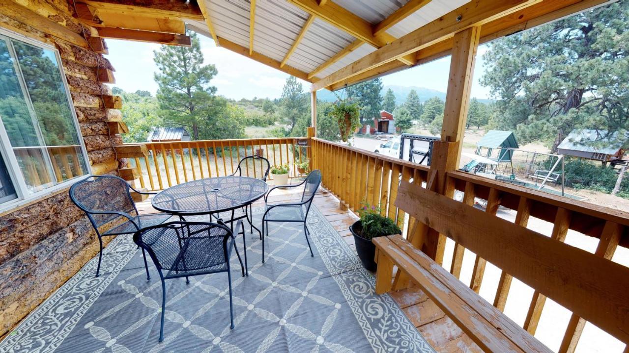 Canyon View Family Cabin, Deck, Tv Room, Games, Bbq, Campfire Monticello Buitenkant foto